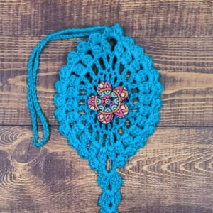 Geometric V Flower on Turquoise