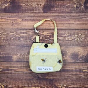 Busy Bees Tag-Aong Pouch