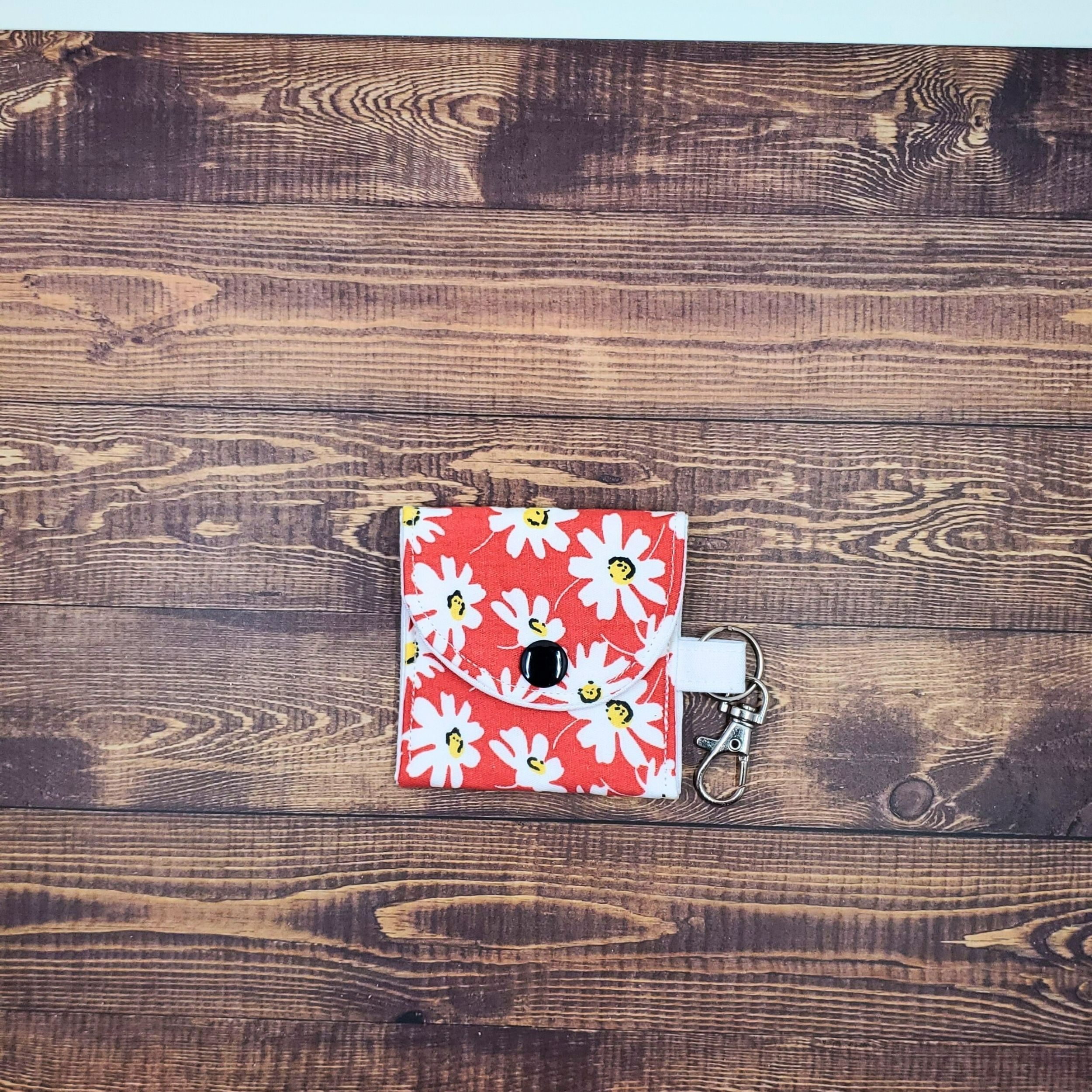 Scarlet Daisy Earbuds Case