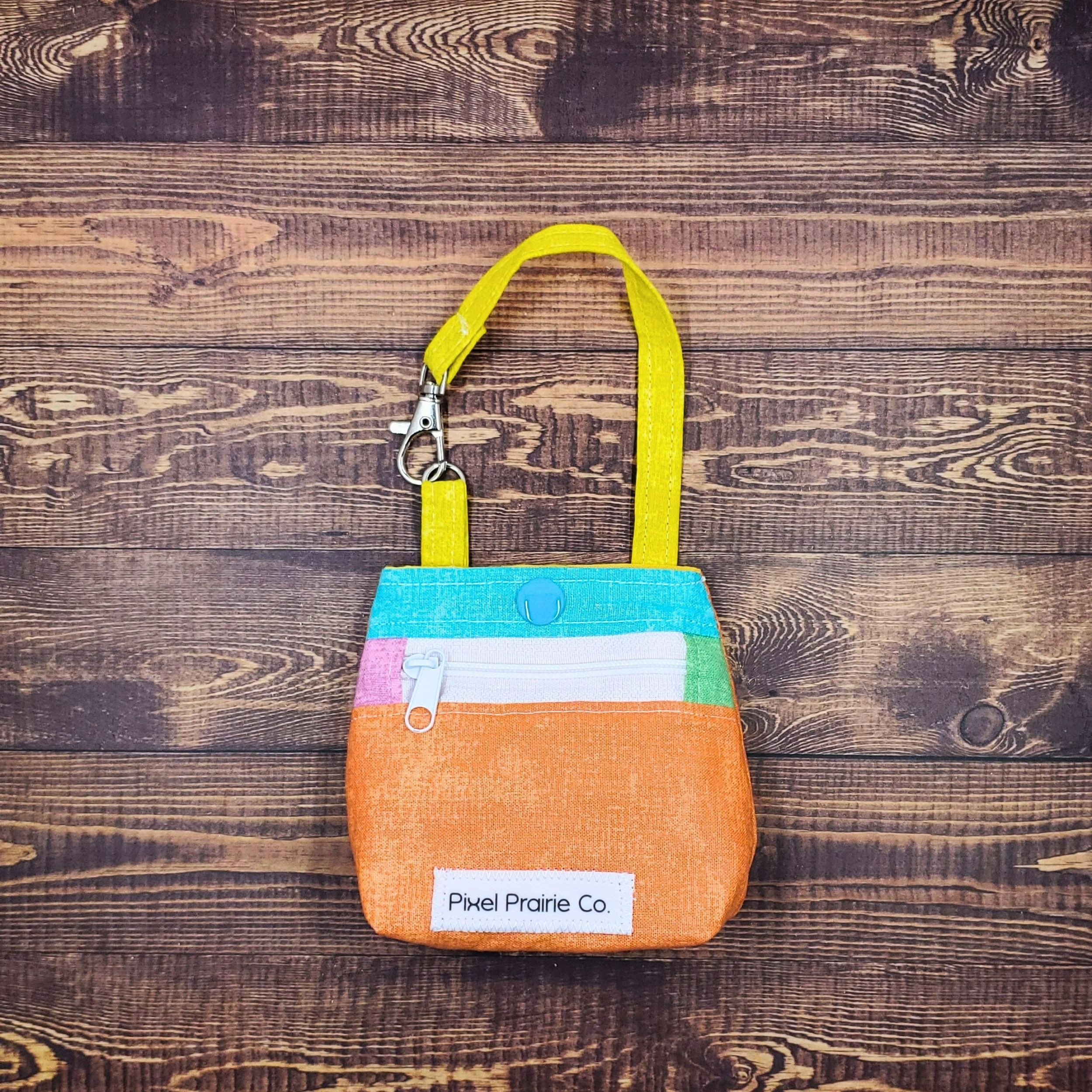 Happy Chaos Tag-Along Pouch Sunny Orange