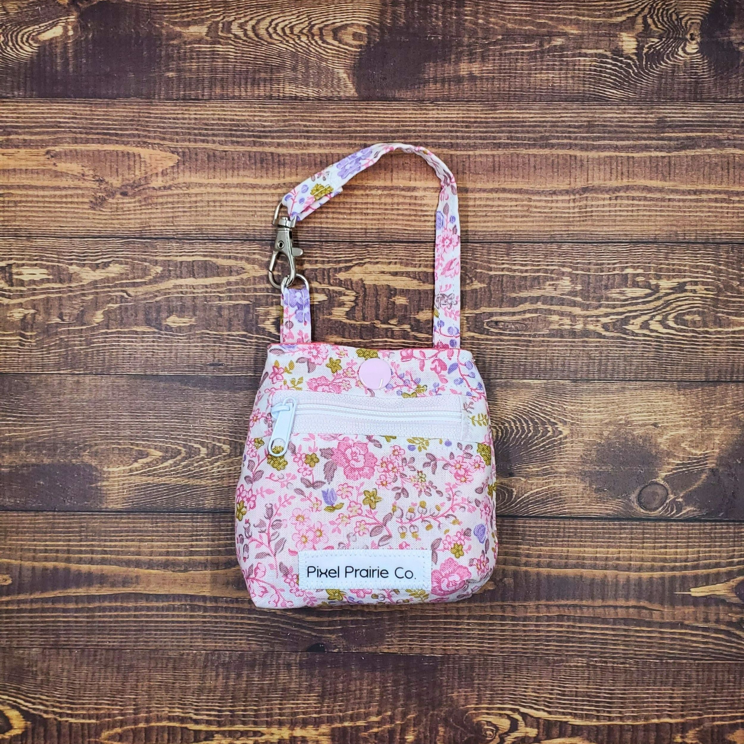 Pink Picnic Tag-Along Pouch