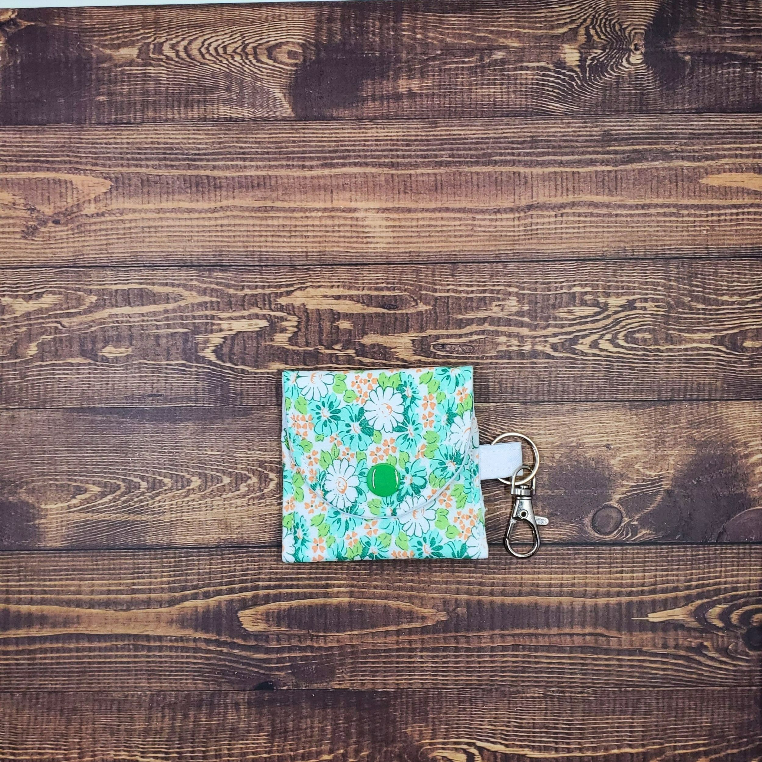 Ditzy Daisies Earbuds Case