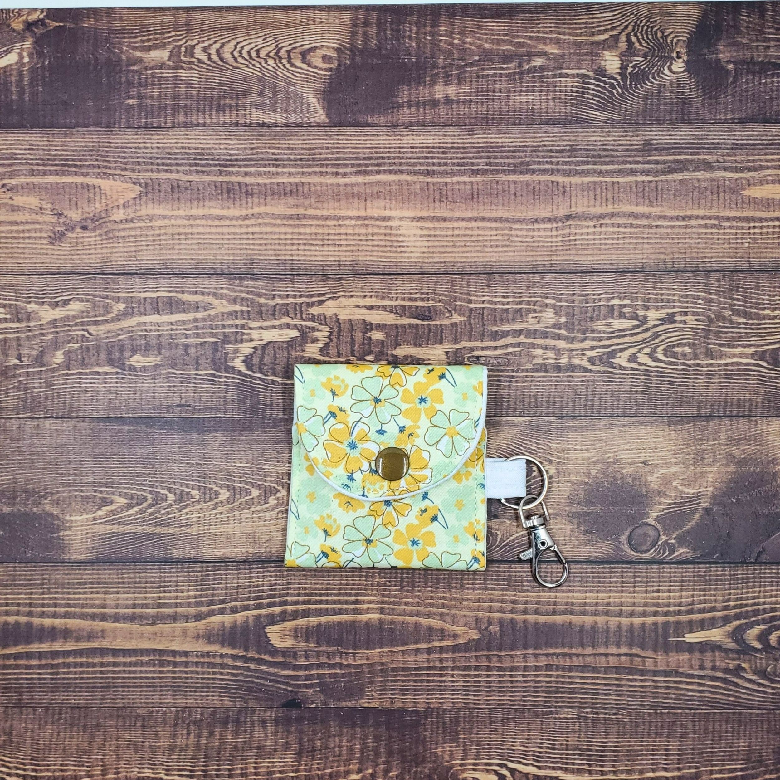 Very Vintage Vibe Earbuds Case