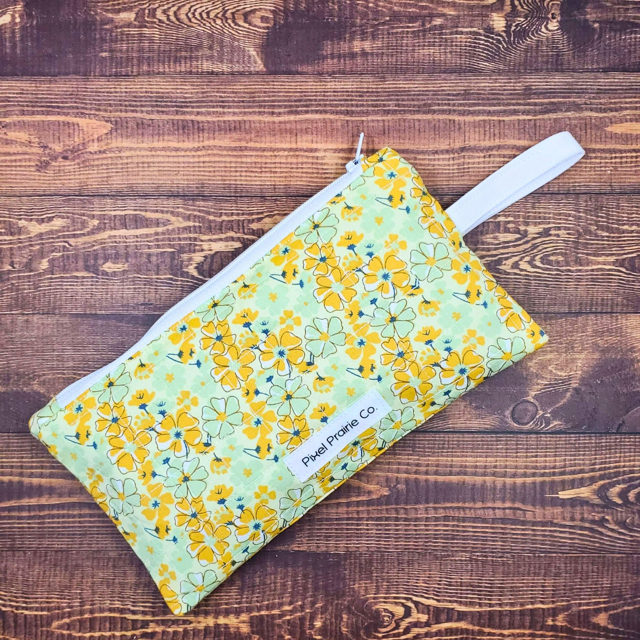 Very Vintage Vibe Utility Zip Pouch