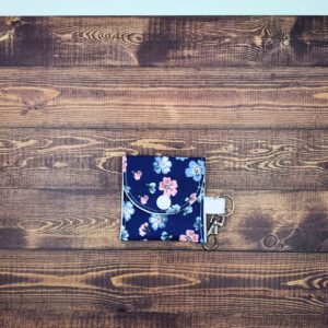 Blooms on Blue Earbuds Case